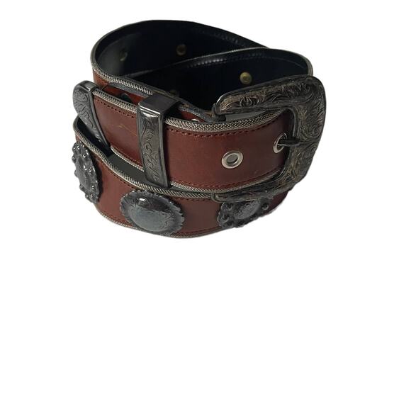 Vintage 1990s Boho Leather Medallion Belt Made in USA Brown Silver EUC - Picture 3 of 14